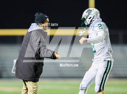Thumbnail 2 in Aurora vs. Ursuline (OHSAA Division 3 Round 3) photogallery.