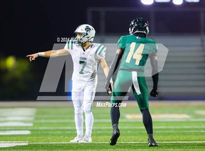 Thumbnail 2 in Aurora vs. Ursuline (OHSAA Division 3 Round 3) photogallery.