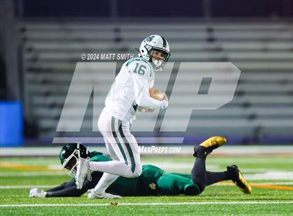 Thumbnail 1 in Aurora vs. Ursuline (OHSAA Division 3 Round 3) photogallery.