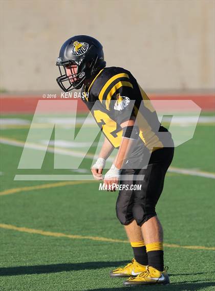 Thumbnail 3 in Camarillo @ Ventura photogallery.