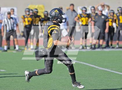 Thumbnail 3 in Camarillo @ Ventura photogallery.