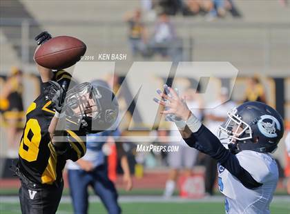 Thumbnail 3 in Camarillo @ Ventura photogallery.