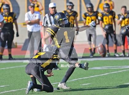 Thumbnail 3 in Camarillo @ Ventura photogallery.