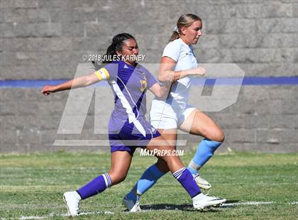 Thumbnail 3 in Foothill vs Durango photogallery.