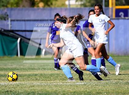 Thumbnail 2 in Foothill vs Durango photogallery.