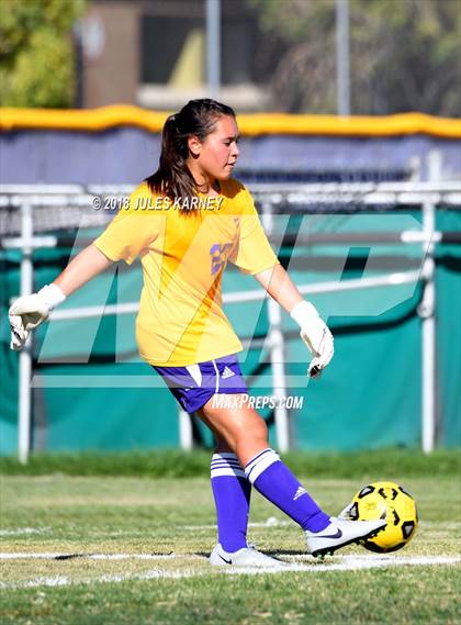 Thumbnail 1 in Foothill vs Durango photogallery.