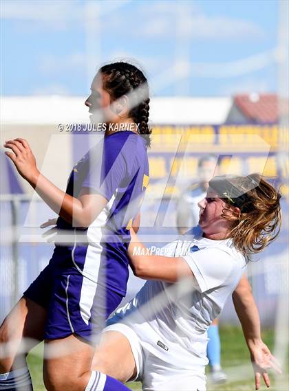 Thumbnail 1 in Foothill vs Durango photogallery.