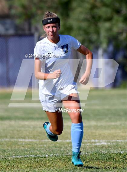 Thumbnail 3 in Foothill vs Durango photogallery.