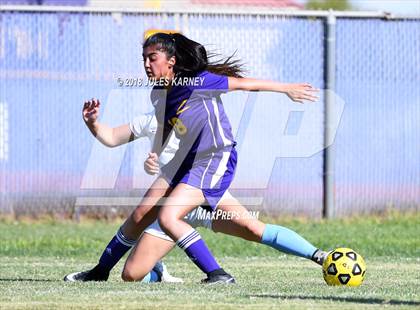 Thumbnail 1 in Foothill vs Durango photogallery.
