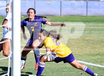 Thumbnail 1 in Foothill vs Durango photogallery.