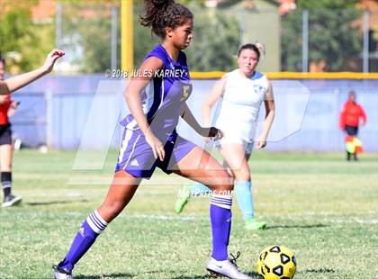Thumbnail 1 in Foothill vs Durango photogallery.