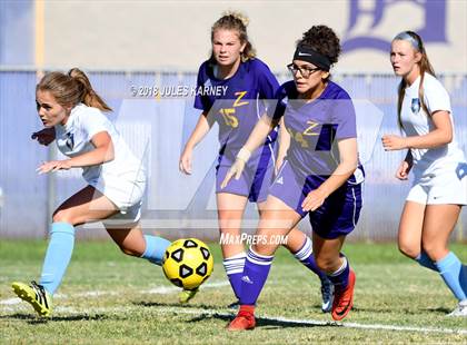 Thumbnail 3 in Foothill vs Durango photogallery.