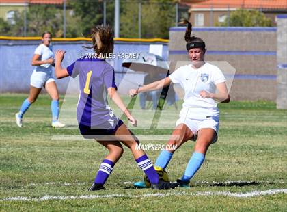 Thumbnail 3 in Foothill vs Durango photogallery.