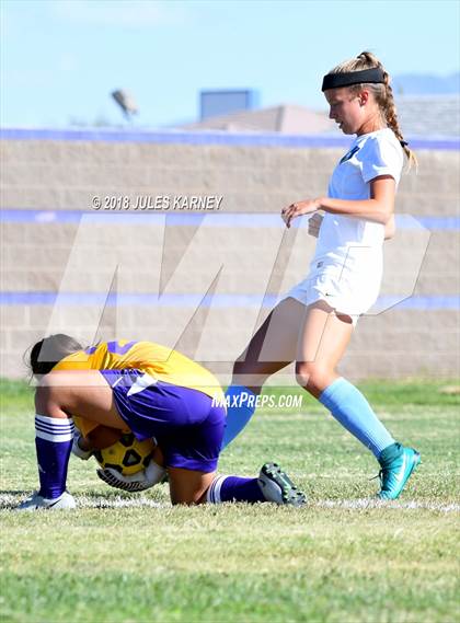 Thumbnail 2 in Foothill vs Durango photogallery.