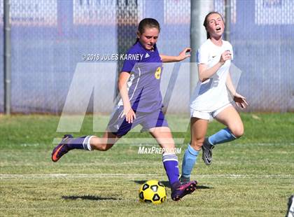 Thumbnail 1 in Foothill vs Durango photogallery.