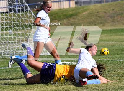 Thumbnail 1 in Foothill vs Durango photogallery.