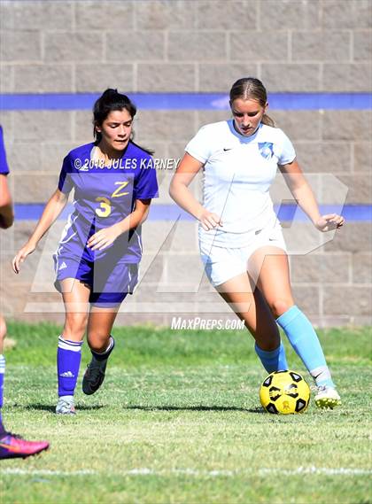 Thumbnail 1 in Foothill vs Durango photogallery.