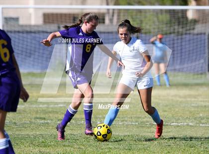 Thumbnail 3 in Foothill vs Durango photogallery.