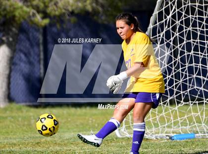 Thumbnail 2 in Foothill vs Durango photogallery.