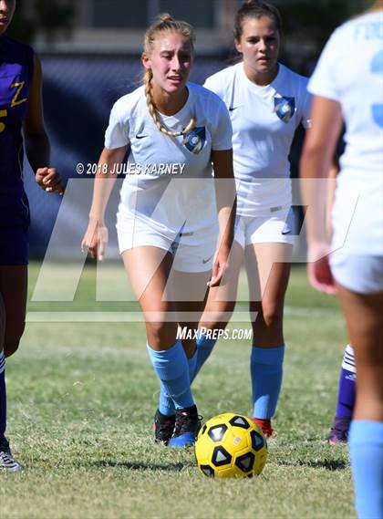 Thumbnail 2 in Foothill vs Durango photogallery.