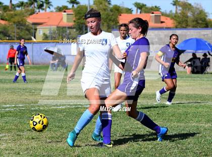 Thumbnail 2 in Foothill vs Durango photogallery.