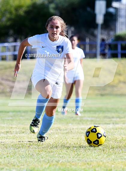 Thumbnail 3 in Foothill vs Durango photogallery.