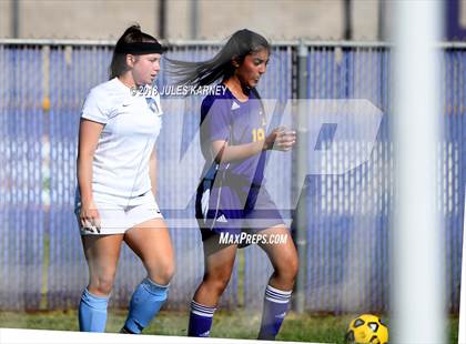 Thumbnail 3 in Foothill vs Durango photogallery.