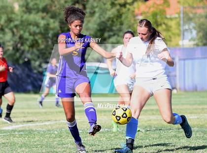 Thumbnail 1 in Foothill vs Durango photogallery.