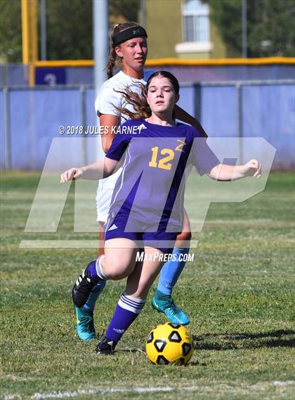 Thumbnail 3 in Foothill vs Durango photogallery.