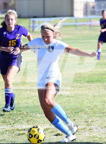 Thumbnail 3 in Foothill vs Durango photogallery.