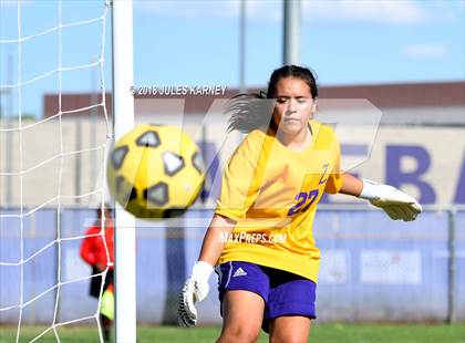 Thumbnail 3 in Foothill vs Durango photogallery.