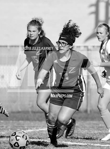 Thumbnail 1 in Foothill vs Durango photogallery.