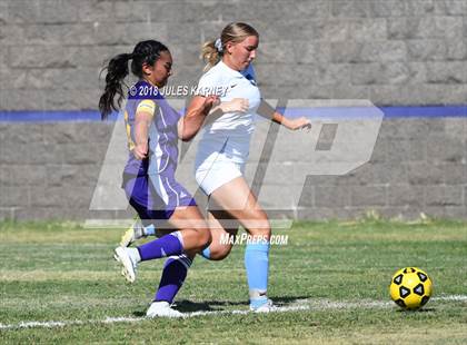 Thumbnail 2 in Foothill vs Durango photogallery.