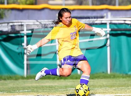 Thumbnail 1 in Foothill vs Durango photogallery.