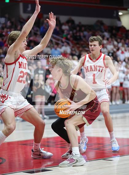 Thumbnail 3 in Manti vs. Juab (UHSAA 3A Final) photogallery.