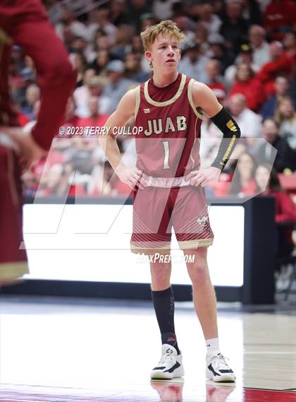 Thumbnail 2 in Manti vs. Juab (UHSAA 3A Final) photogallery.