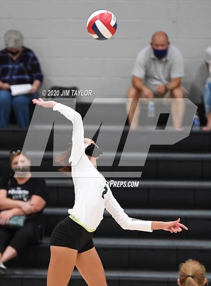 Thumbnail 3 in Benbrook vs Mineral Wells  photogallery.