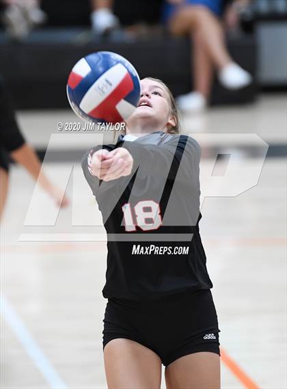 Thumbnail 1 in Benbrook vs Mineral Wells  photogallery.