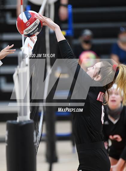 Thumbnail 1 in Benbrook vs Mineral Wells  photogallery.