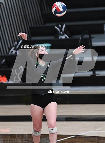 Thumbnail 2 in Benbrook vs Mineral Wells  photogallery.