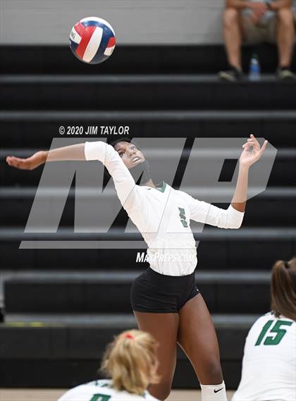 Thumbnail 2 in Benbrook vs Mineral Wells  photogallery.