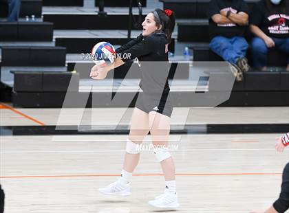 Thumbnail 2 in Benbrook vs Mineral Wells  photogallery.