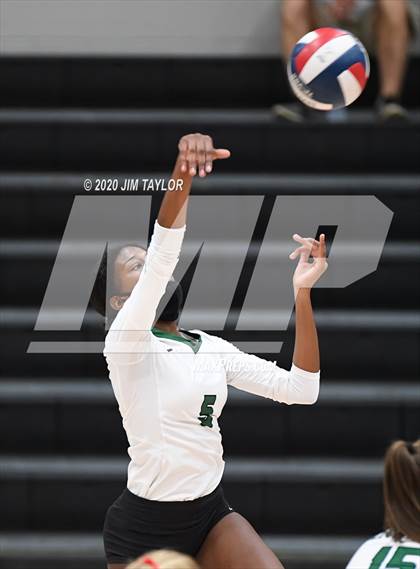 Thumbnail 3 in Benbrook vs Mineral Wells  photogallery.