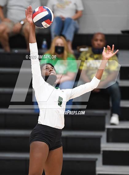 Thumbnail 2 in Benbrook vs Mineral Wells  photogallery.