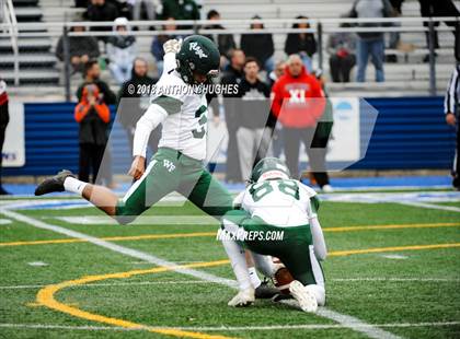 Thumbnail 2 in William Floyd vs. Freeport (Section 8 D1 Long Island Final) photogallery.