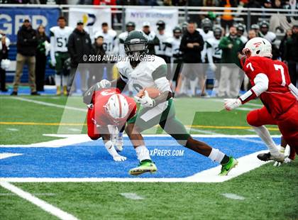 Thumbnail 1 in William Floyd vs. Freeport (Section 8 D1 Long Island Final) photogallery.