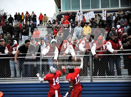 Thumbnail 2 in William Floyd vs. Freeport (Section 8 D1 Long Island Final) photogallery.