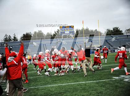Thumbnail 3 in William Floyd vs. Freeport (Section 8 D1 Long Island Final) photogallery.
