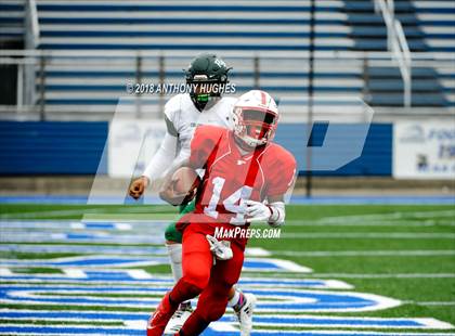 Thumbnail 3 in William Floyd vs. Freeport (Section 8 D1 Long Island Final) photogallery.