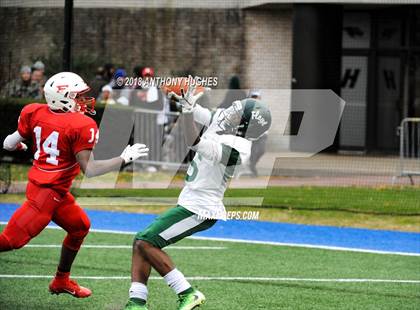 Thumbnail 2 in William Floyd vs. Freeport (Section 8 D1 Long Island Final) photogallery.